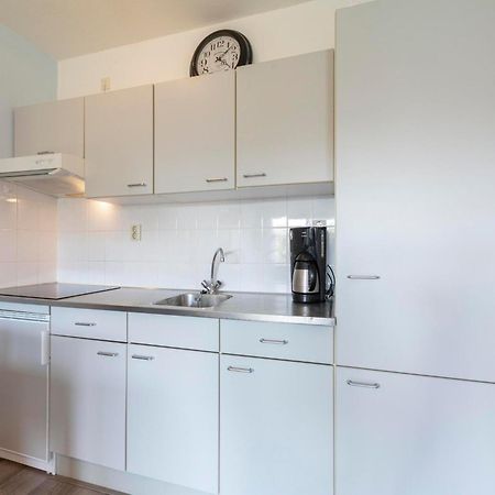 Lovely Apartment With Patio Callantsoog Exterior photo