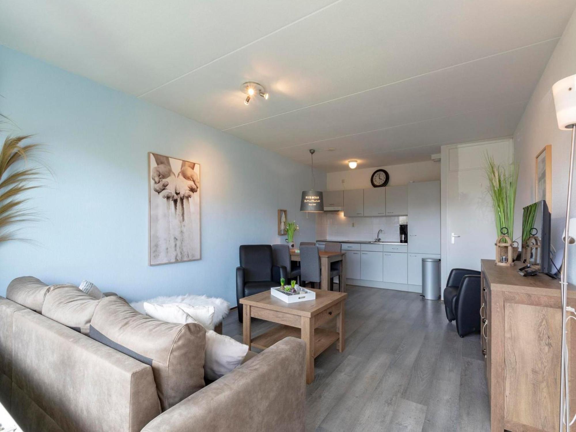 Lovely Apartment With Patio Callantsoog Exterior photo
